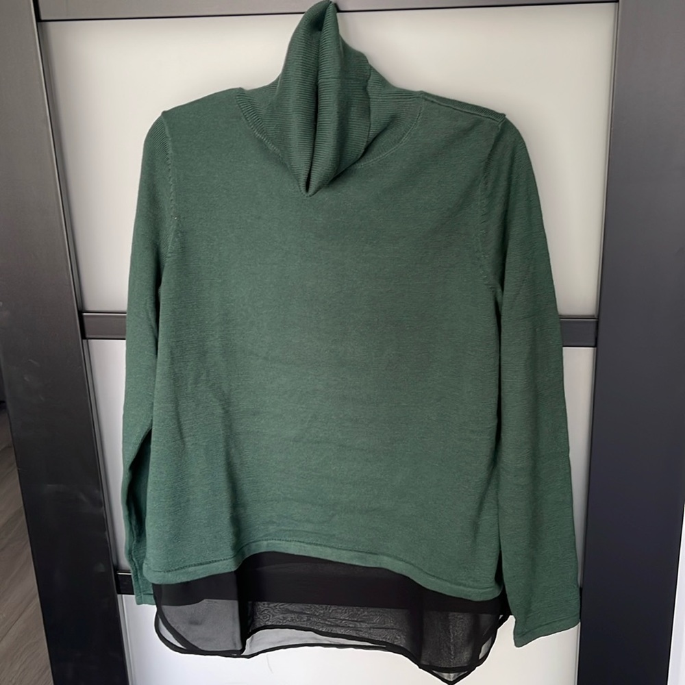 Forest Green with Black illusion on hem Turtleneck Sweater Nwot M-L